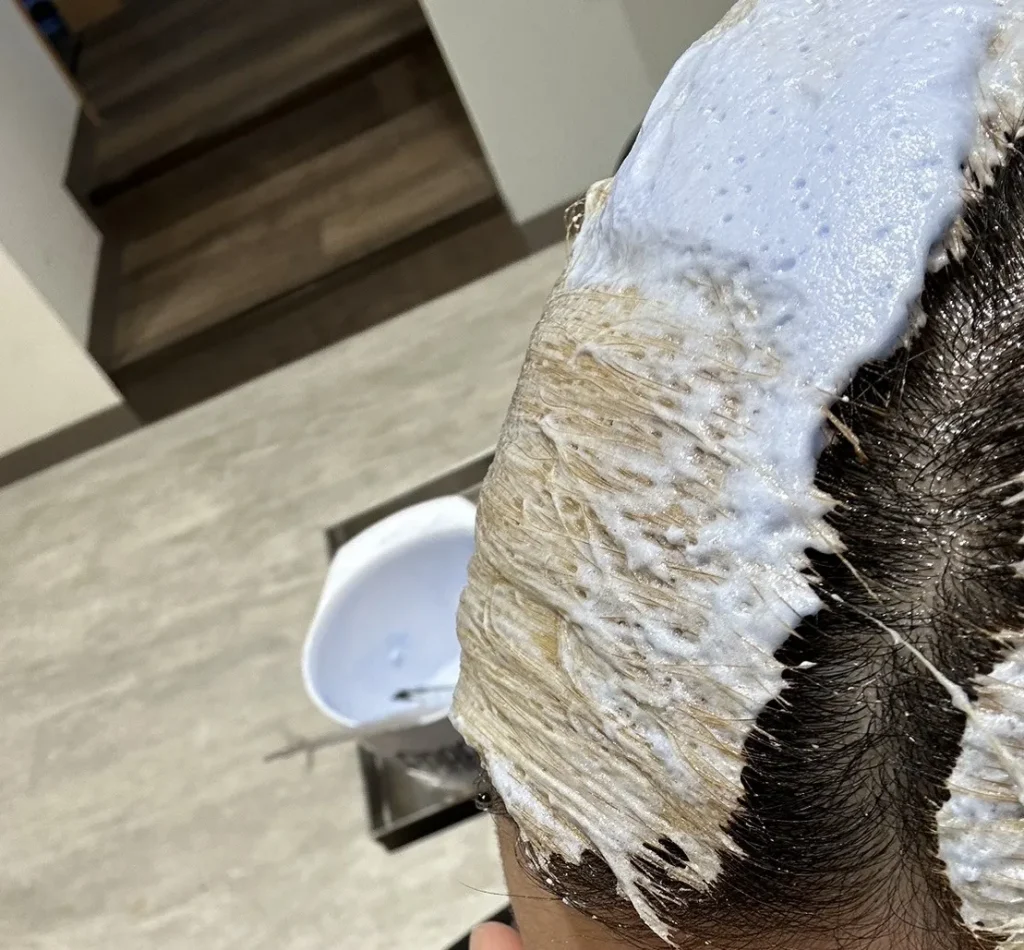 為什麼漂髮會讓頭髮受損?